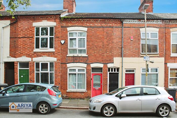 2 Bedroom Terraced House To Rent In Avenue Road Extension, Clarendon Park, Leicester, LE2