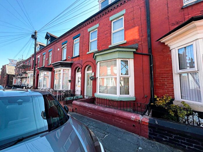 4 Bedroom Terraced House To Rent In Bennett Street, Liverpool, Merseyside, L19