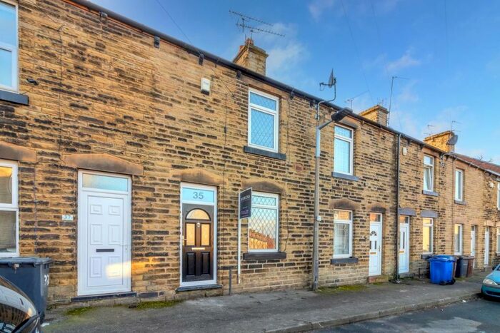2 Bedroom Terraced House To Rent In James Street, Barnsley, S71