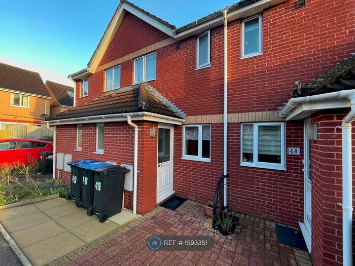 2 Bedroom Terraced House To Rent In New Road, Trowbridge, BA14