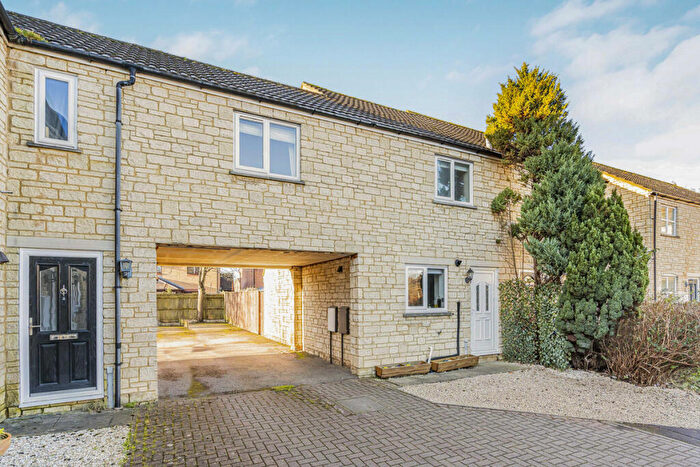 2 Bedroom Terraced House For Sale In Avocet Way, Bicester, OX26