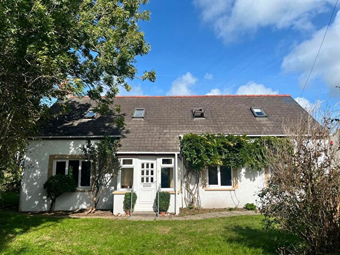 4 Bedroom Cottage For Sale In Sutton, Haverfordwest, SA62