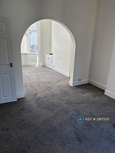 2 Bedroom End Of Terrace House To Rent In Oriel Road, Birkenhead, CH42