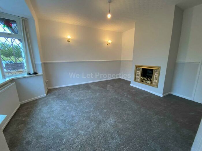 3 Bedroom House To Rent In Silverdale, Swinton, M27