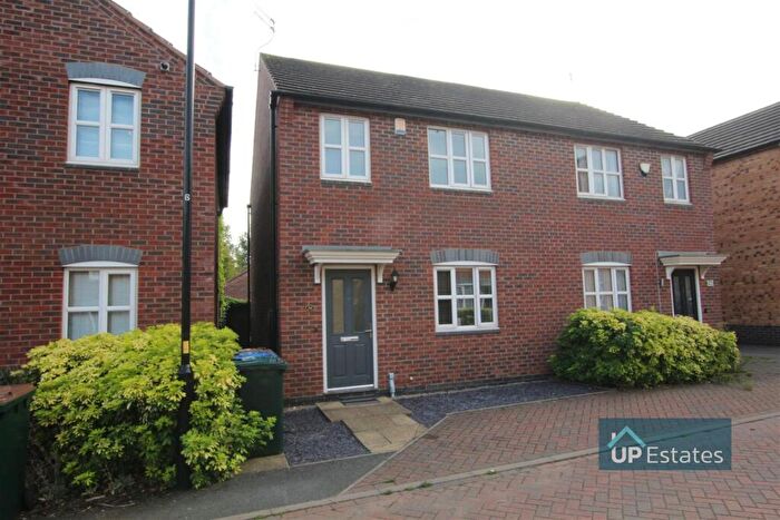 3 Bedroom Semi Detached House To Rent In The Carabiniers, Coventry, CV3