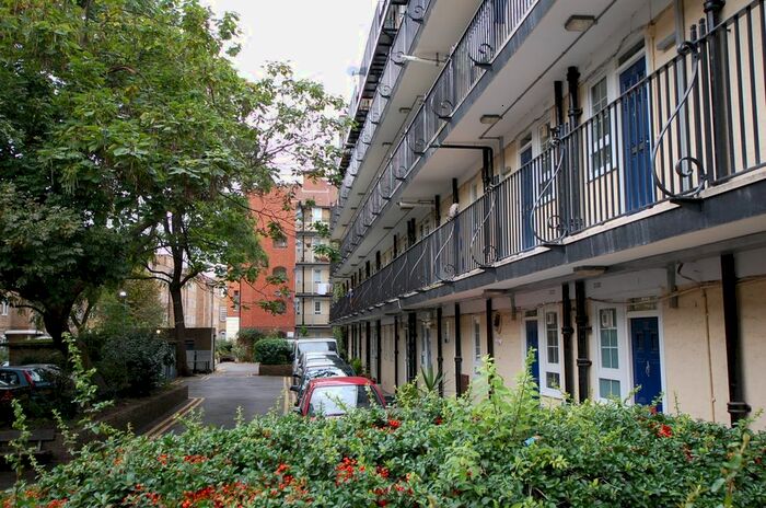 1 Bedroom Flat To Rent In Beckett House, Tabard Street, Borough, SE1
