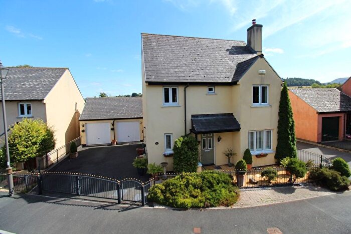 4 Bedroom Detached House For Sale In Parc Tarell, Brecon, LD3