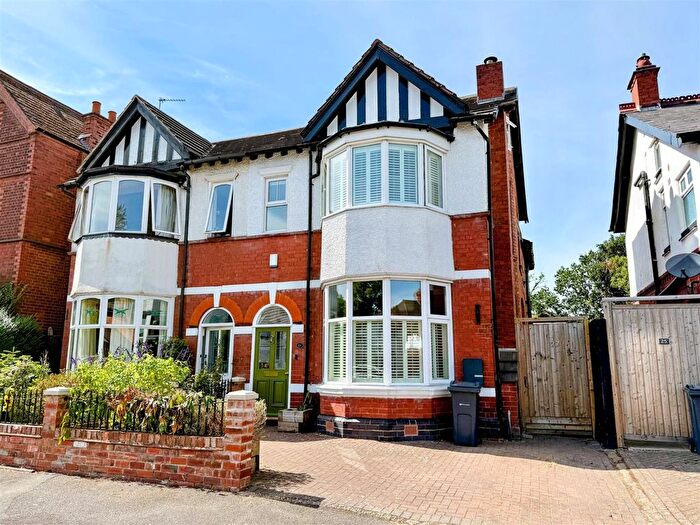 4 Bedroom Property To Rent In Crosbie Road, Harborne, Birmingham, B17