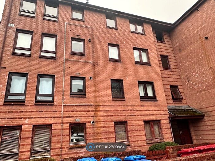 2 Bedroom Flat To Rent In Clyde Street, Camelon, Falkirk, FK1