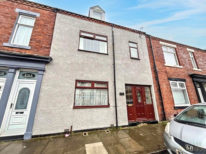 4 Bedroom Terraced House For Sale In Eglesfield Road, South Shields, NE33