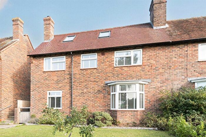 4 Bedroom Semi-Detached House For Sale In Canada Road, Arundel, BN18