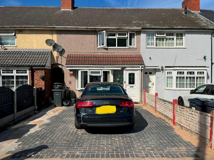 3 Bedroom Terraced House To Rent In Cotterills Lane, Birmingham, B8