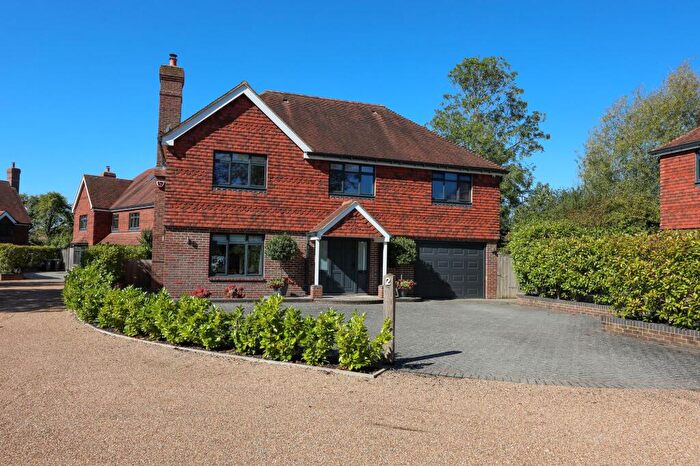 4 Bedroom Detached House For Sale In Appletree Close, Burgess Hill, RH15