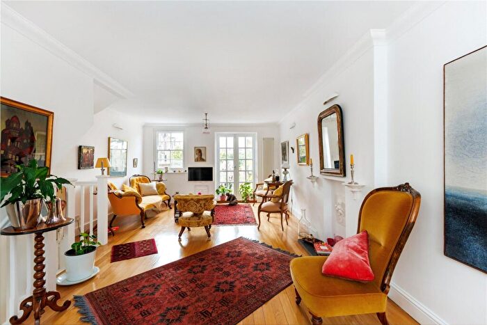 4 Bedroom Terraced House For Sale In De Beauvoir Road, London, N1