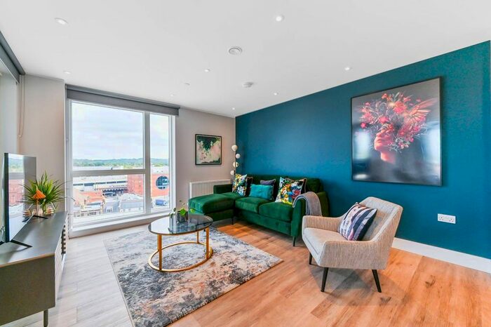 1 Bedroom Flat To Rent In Kooky, Croydon, Redhill, RH1