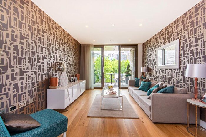 2 Bedroom Flat To Rent In Caithness Walk, Croydon, CR0