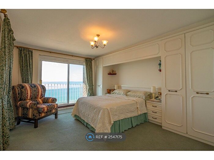 4 Bedroom Flat To Rent In Kings Road, Brighton, BN1