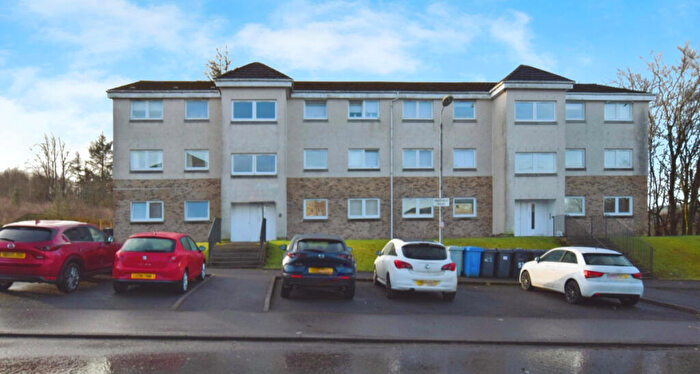 2 Bedroom Flat For Sale In Hawfinch Road, Lesmahagow, Lanarkshire, ML11