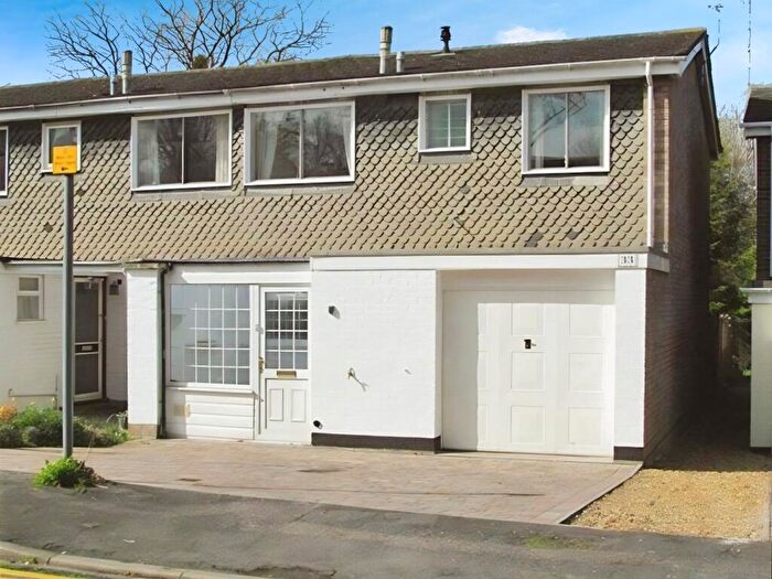 4 Bedroom House To Rent In Stansgate Avenue, Cambridge, CB2