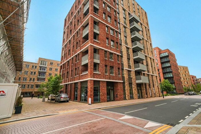 1 Bedroom Apartment For Sale In Flat, Azure House, Brook Road, London, N8