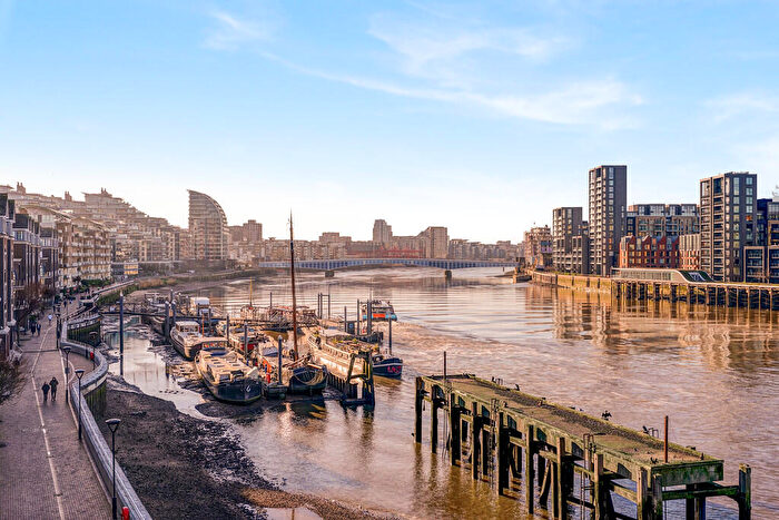 2 Bedroom Apartment To Rent In Prices Court, Battersea, SW11