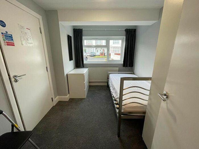 1 Bedroom Apartment To Rent In Harrowdene Road, North Wembley, HA0