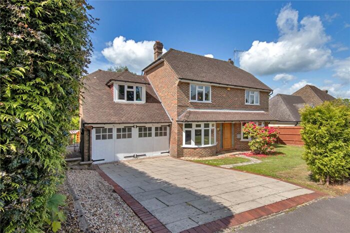 4 Bedroom Detached House For Sale In Manor Close, Tunbridge Wells, Kent, TN4