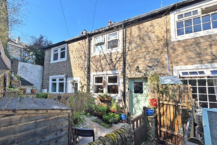 2 Bedroom Terraced House For Sale In King Street, Cononley, BD20