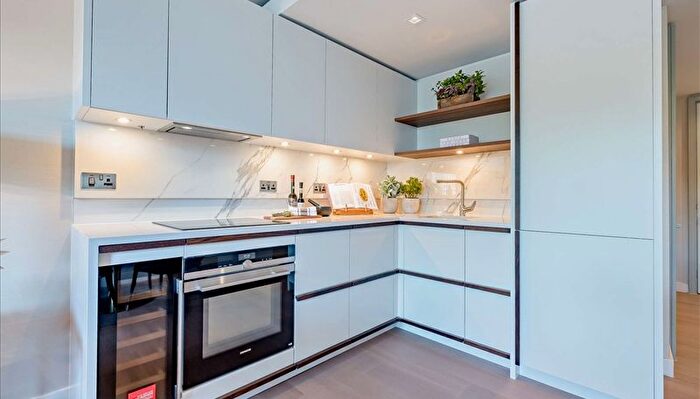 1 Bedroom Flat To Rent In Edgware Road, London, W2