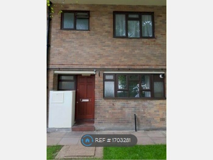 3 Bedroom Maisonette To Rent In Elmfield House, London, W9