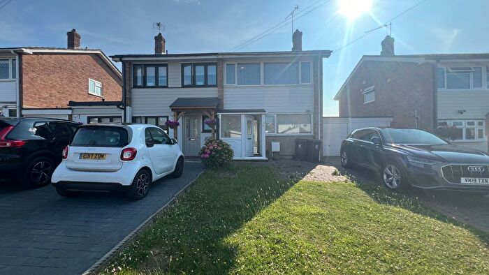 3 Bedroom Terraced House To Rent In Maypole Drive, Chigwell, IG7