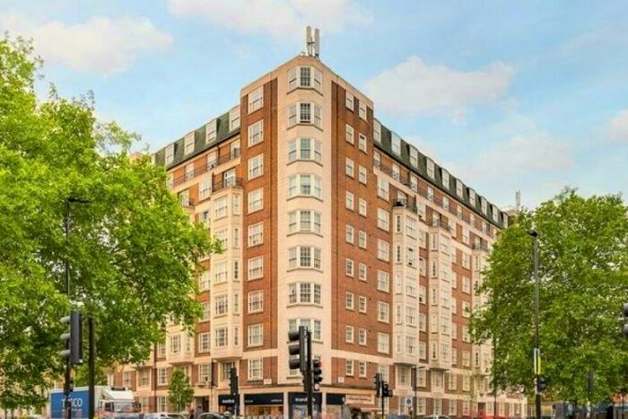 Flat To Rent In Gloucester Place, Marylebone, NW1