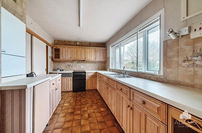 4 Bedroom Detached House For Sale In St. Margarets Road, Alderton, GL20