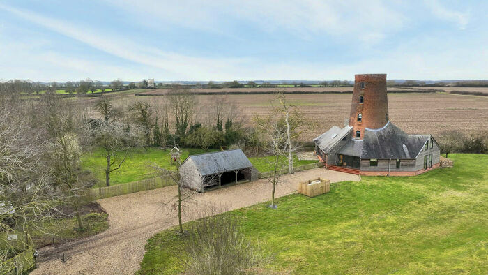 5 Bedroom Detached House For Sale In Gazeley, Suffolk, CB8