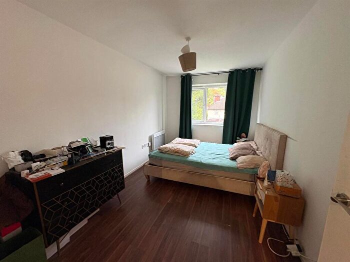 2 Bedroom Flat For Sale In Charles Crescent, Harrow, HA1