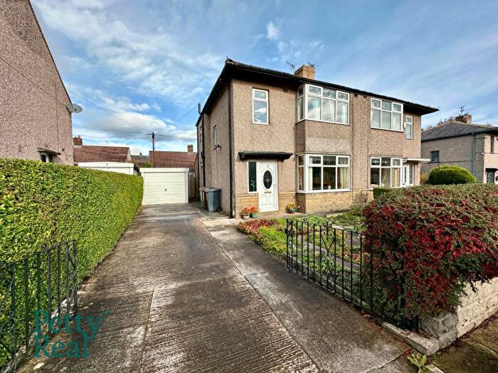 3 Bedroom Semi Detached House For Sale In Selby Street, Colne, BB8