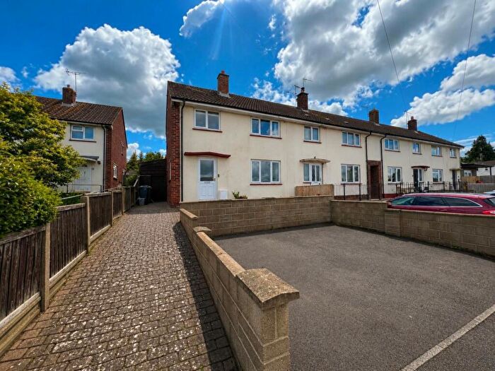 3 Bedroom Semi Detached House For Sale In Fishers Road, Berkeley, GL13