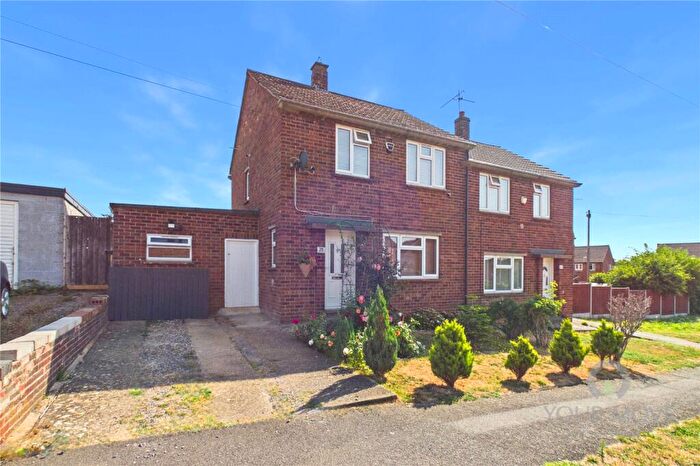2 Bedroom Semi-Detached House For Sale In Kathleen Drive, Kettering, Northamptonshire, NN16