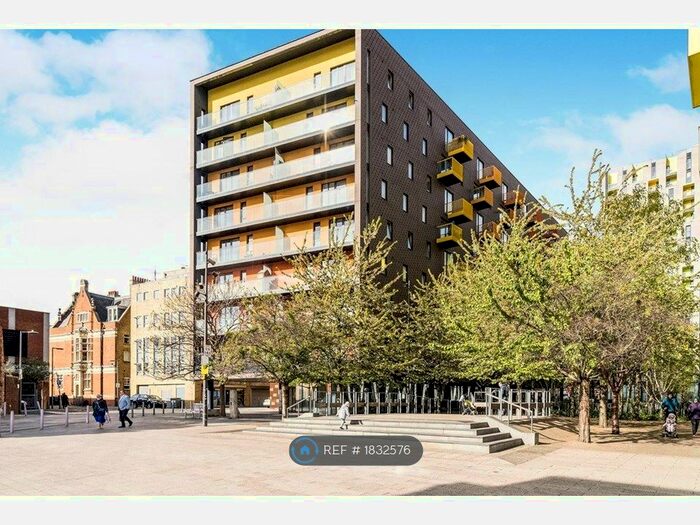 2 Bedroom Flat To Rent In Arboretum Place, Barking, IG11