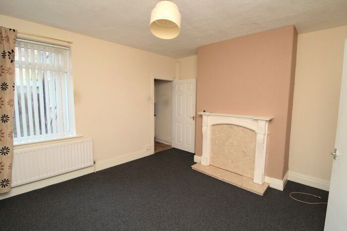 2 Bedroom Flat To Rent In Clydesdale Road, Newcastle Upon Tyne, NE6