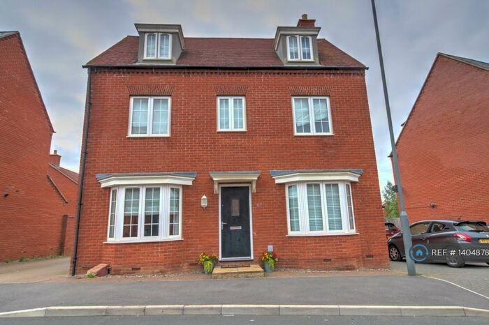 4 Bedroom Detached House To Rent In Needlepin Way, Buckingham, MK18