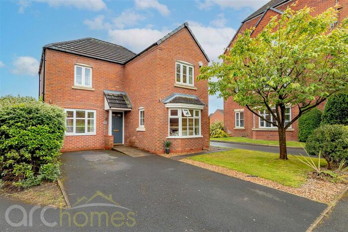 3 Bedroom Detached House To Rent In Shalewood Court, Atherton, Manchester, M46