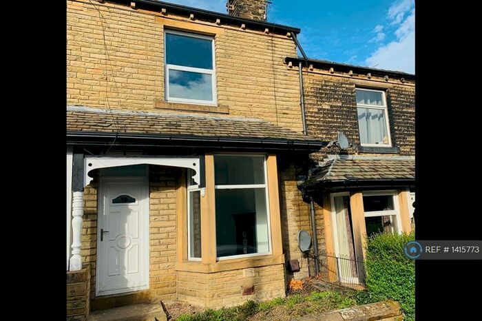2 Bedroom Terraced House To Rent In Gladstone Street, Cleckheaton, BD19