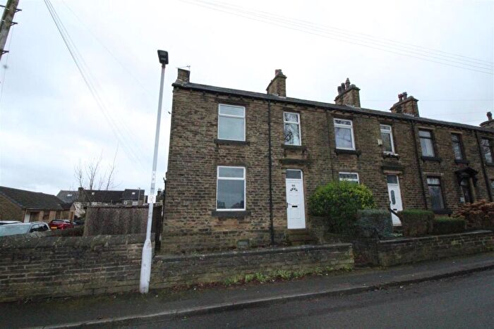 3 Bedroom End Of Terrace House For Sale In Worthing Head Road, Wyke, Bradford, BD12