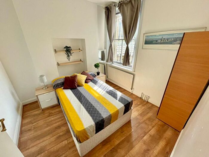 2 Bedroom Flat To Rent In Bricklane, East London, London, E1