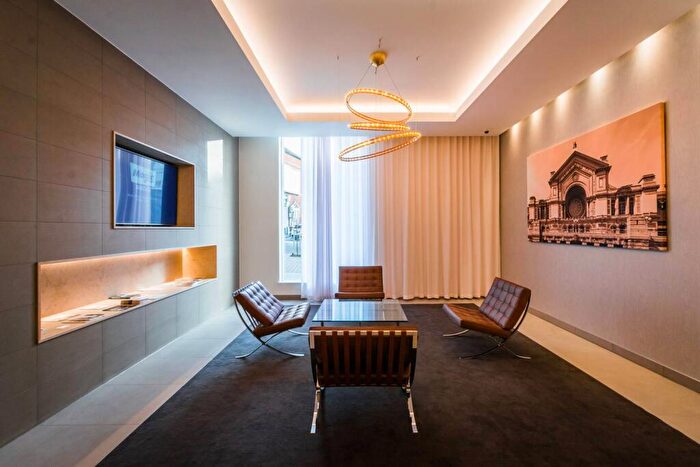 2 Bedroom Flat For Sale In High Street, Hornsey, London, N8