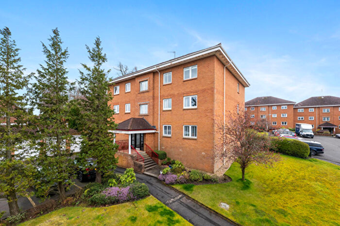 2 Bedroom Flat For Sale In Golf Court, Strathview Park, Netherlee, G44