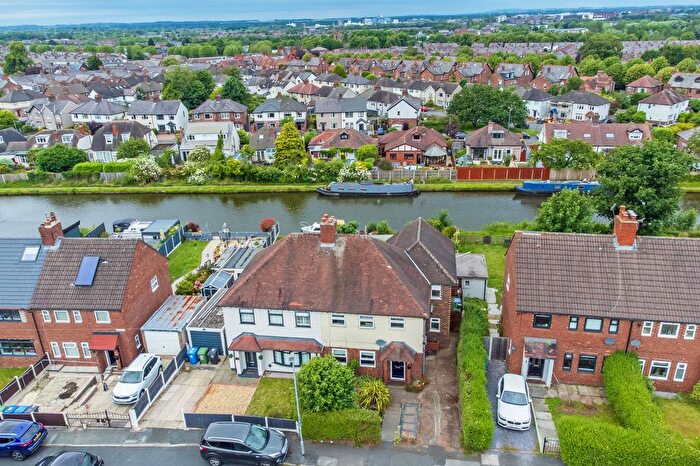 3 Bedroom Semi Detached House For Sale In Waterside, Appleton, WA4