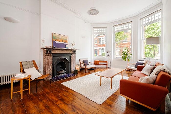 3 Bedroom Flat To Rent In Aberdeen Road, London, N5