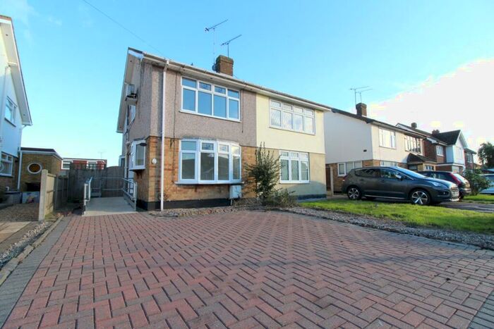 2 Bedroom Semi-Detached House To Rent In Newton Park Road, Benfleet, Essex, SS7